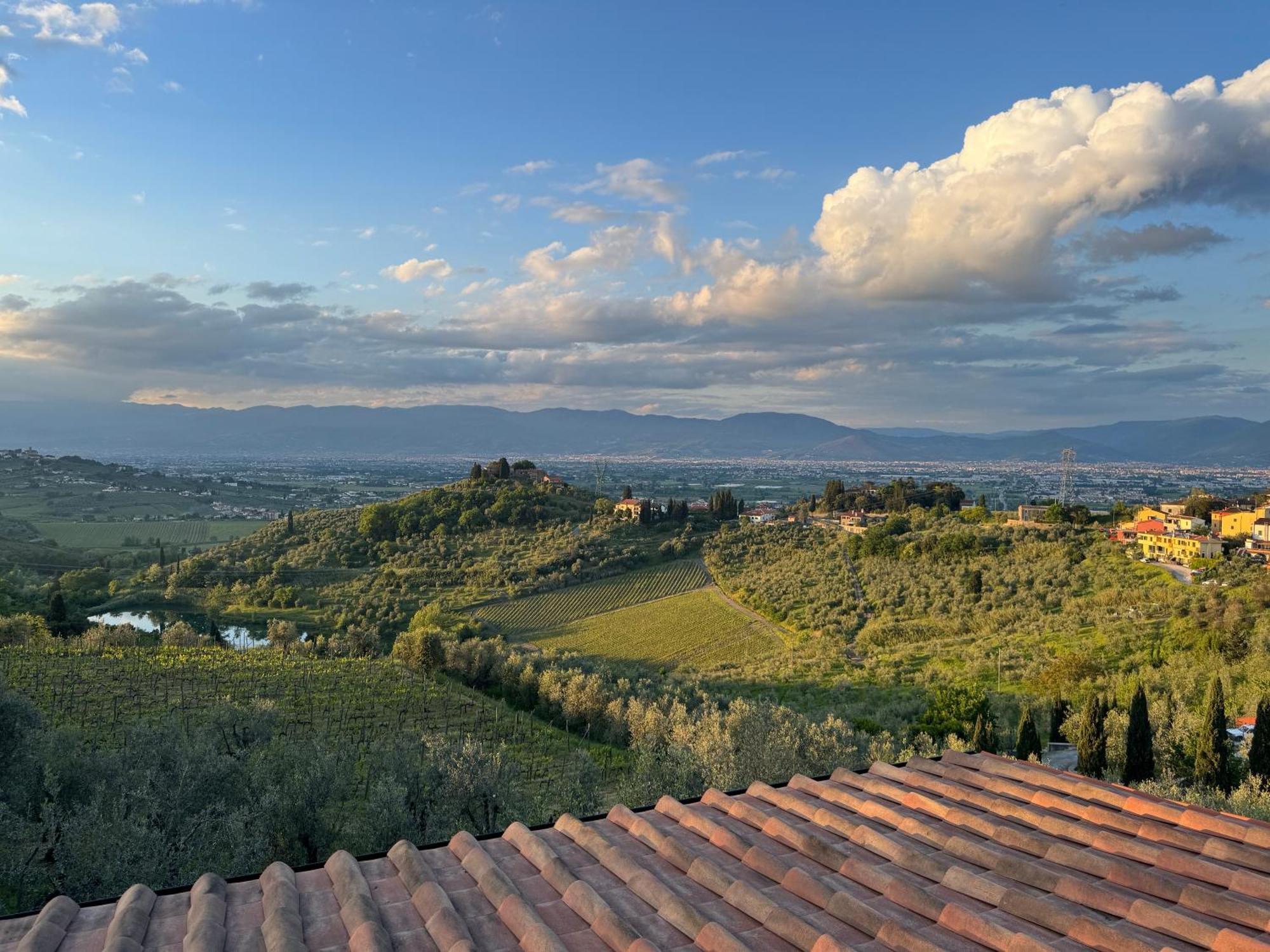 Agriturismo Sotto La Rocca Carmignano Exterior foto